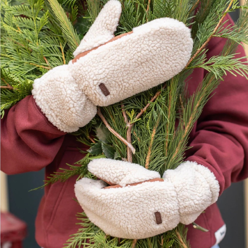 Cozy Cream Sherpa Mittens